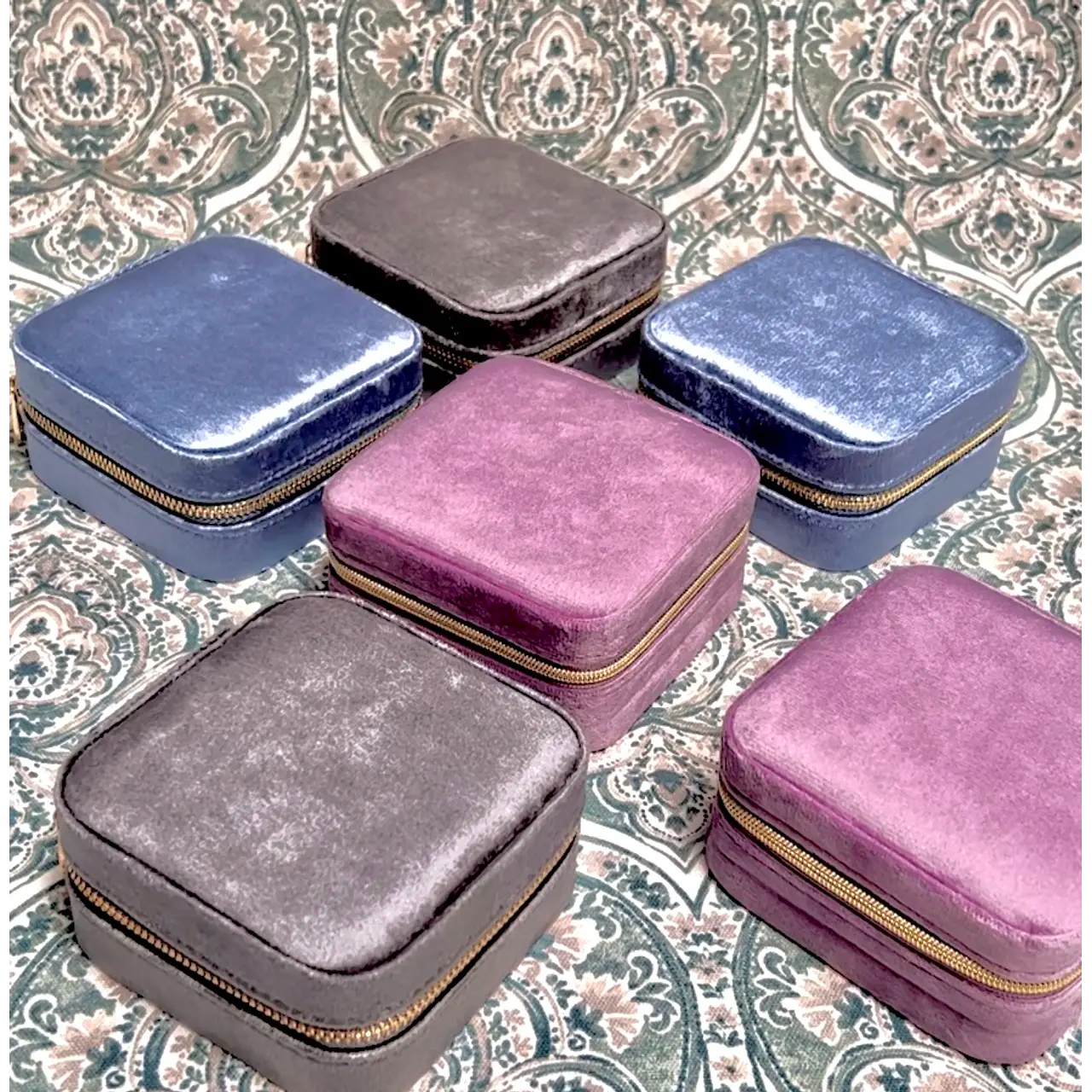 Joyeritos de Terciopelo – Varios Colores