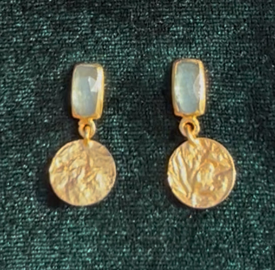 Aros Monetae – Bronce enchapado en Oro