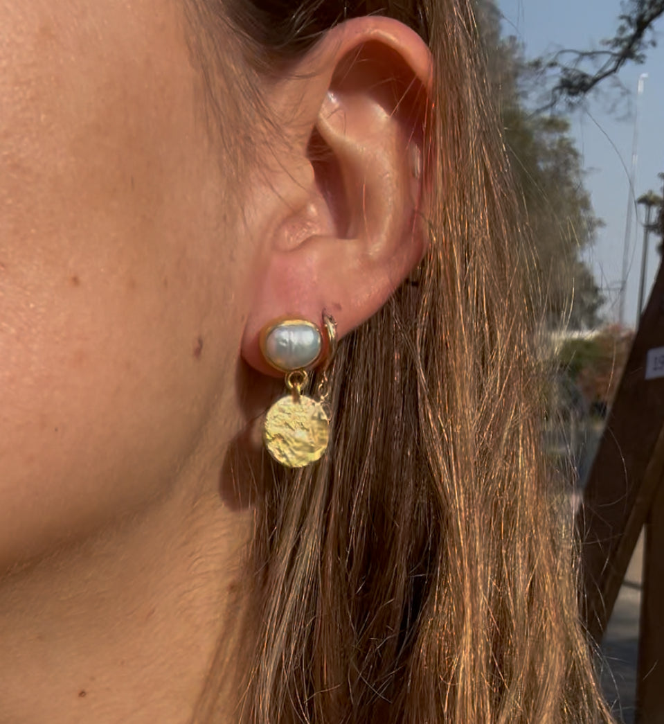 Aros Monetae – Bronce enchapado en Oro