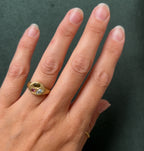 Anillo Sigillium Trío – Bronce enchapado en Oro