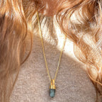 Colgante Radix – Bronce enchapado en Oro