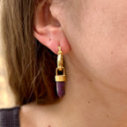 Aros Radix Rubí – Bronce enchapado en Oro