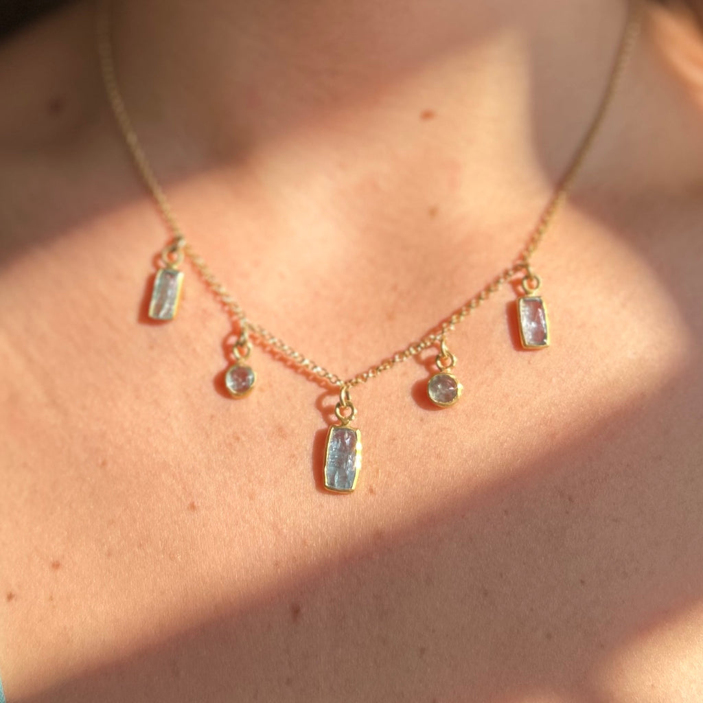 Collar Scintilla – Bronce enchapado en Oro