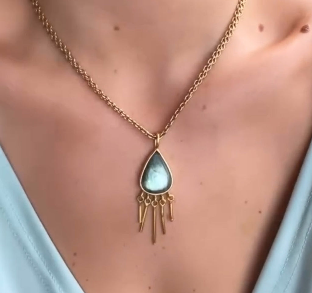 Colgante Cataracta – Bronce enchapado en Oro