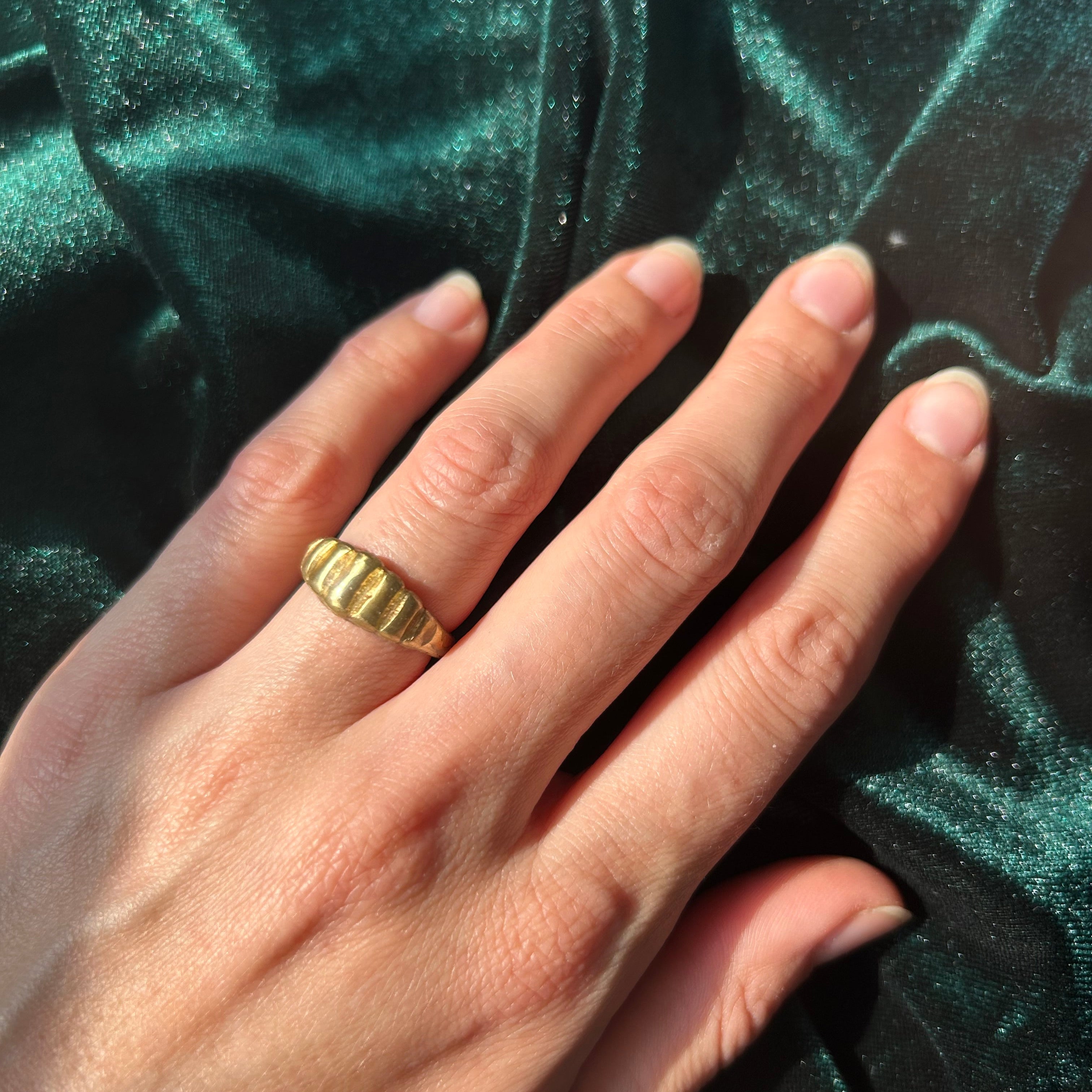 Anillo Argentum 9 – Bronce