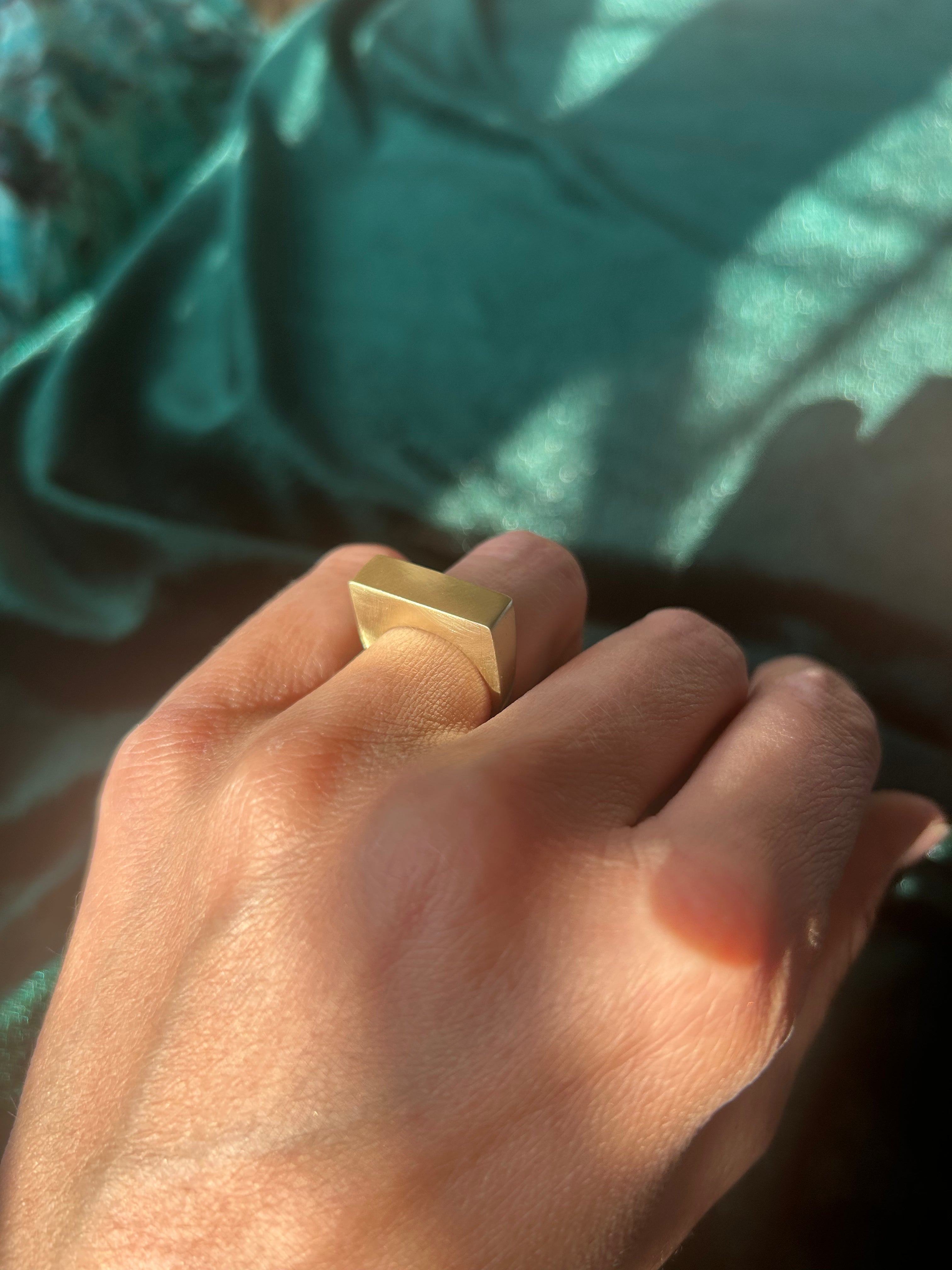 Anillo Sigillium Recto – Bronce